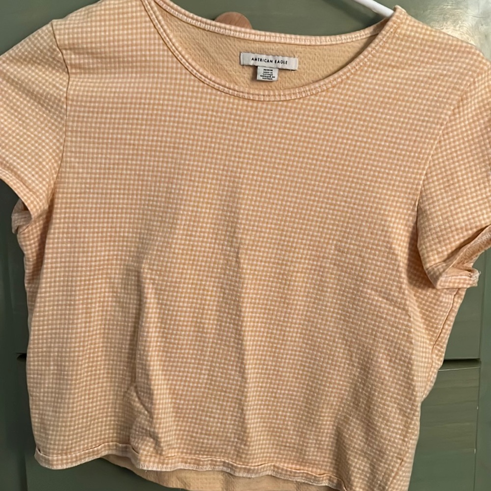 American eagle yellow and white short sleeve